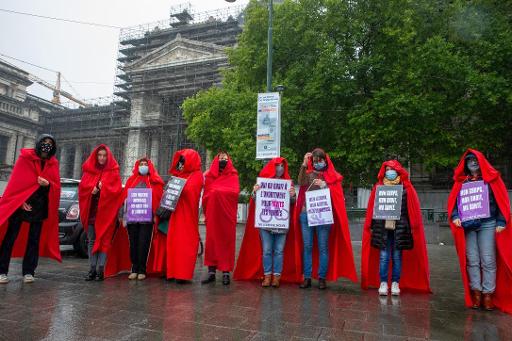 ‘Handmaids’ demonstrate for abortion rights outside Brussels’ Justice Palace