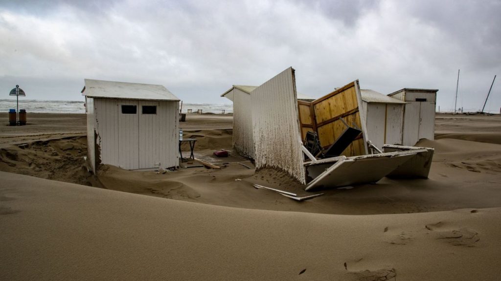 Storm Odette leaves over €23 million in damage on Belgian coast