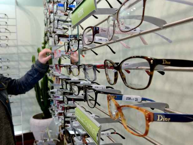 Belgium&#8217;s opticians can also stay open during lockdown