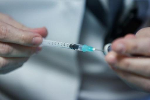 Brussels nursing home staff gets vaccinated from Tuesday