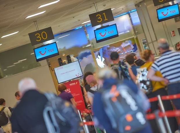 Travel sector calls for 1 April restart of non-essential travel