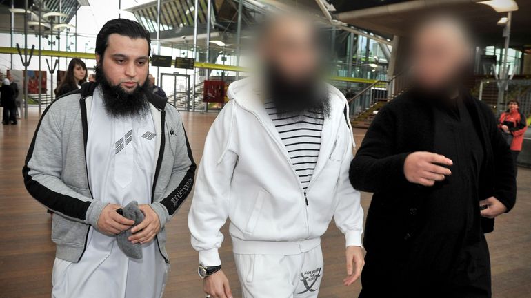 Missing IS terrorist sentenced to life in prison, loses Belgian nationality