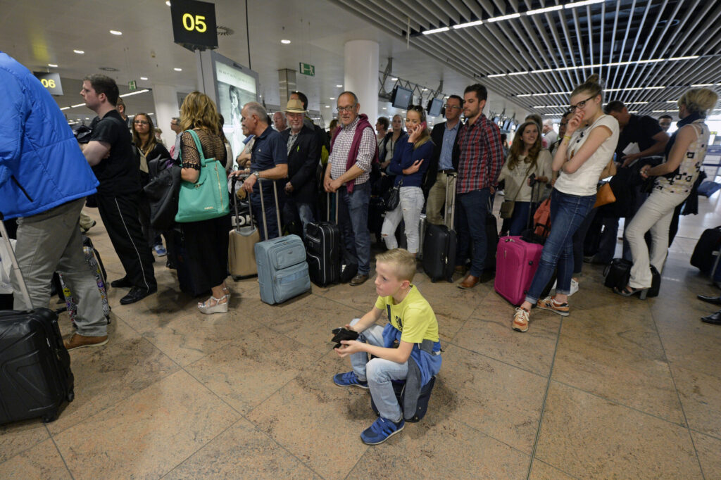 Brussels Airport expects influx of passengers Tuesday and Wednesday