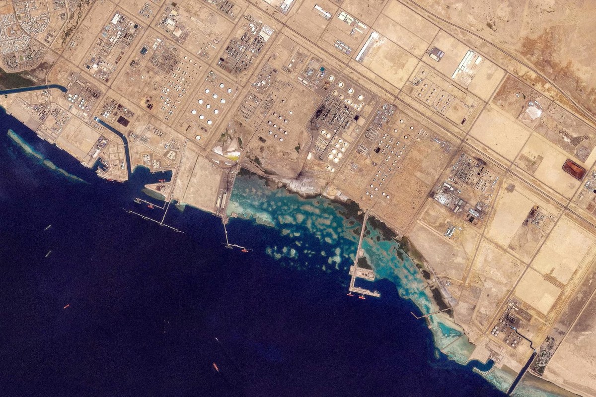 Houthi Red Sea Control Threatens Saudi Oil Traffic