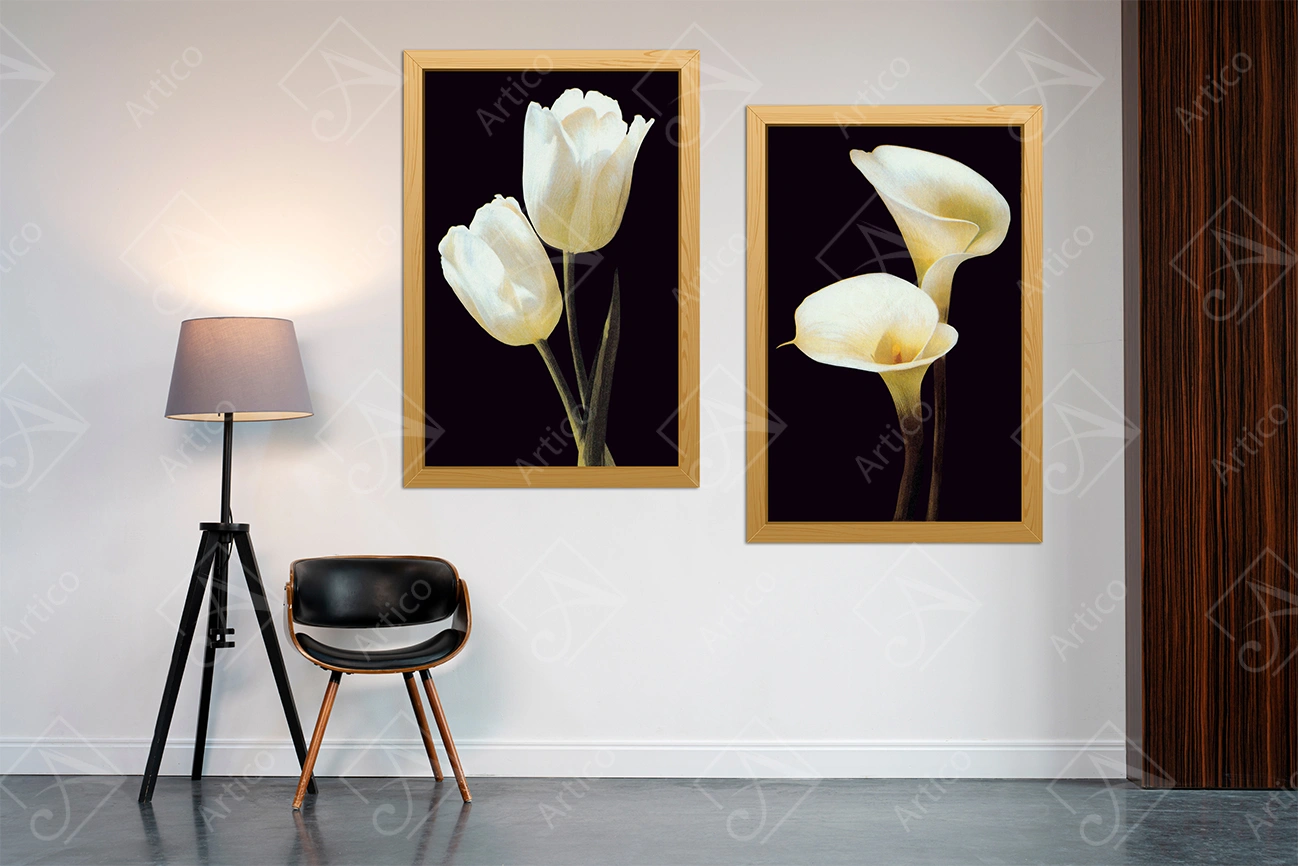 Artico-0632-S Articoo - A painting Hanging in a wooden frame, featuring calla lilies - Articoo_411813
