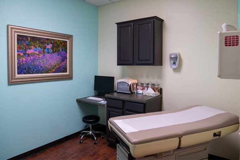 One of the patient rooms at VIPcare Lakeland.
