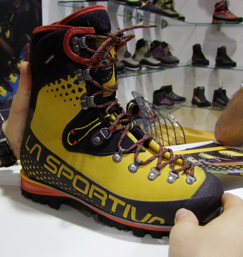 Nouvelle chaussure d'alpi chez La Sportiva ;-)