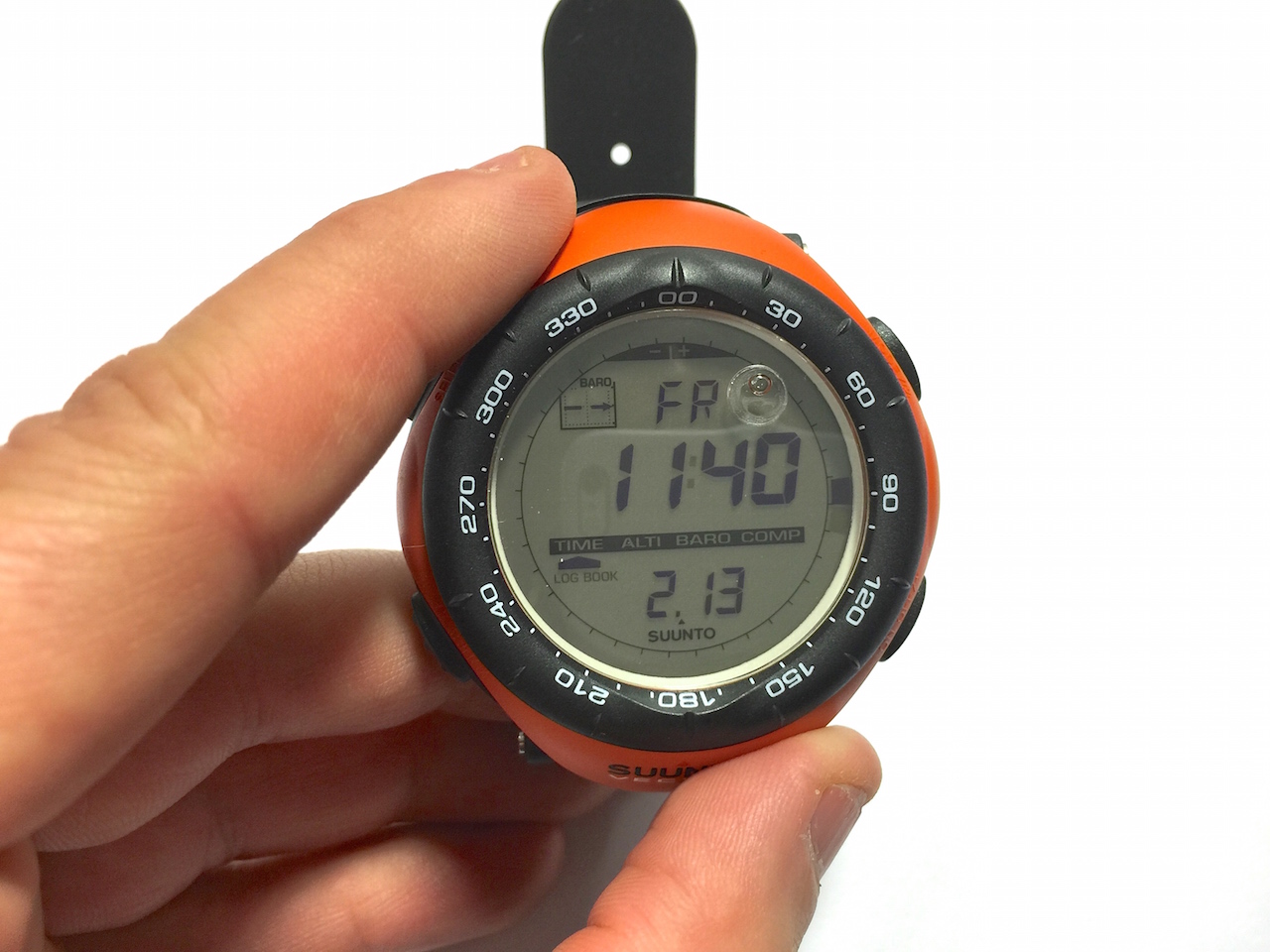 Montre-altimetre-suunto-vector-12 - Blog Montania Sport