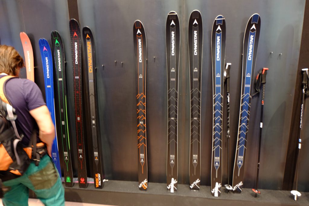 Skis Dynastar 2019