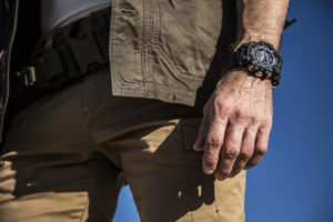 montre solaire Casio RANGEMAN G-SHOCK sur le terrain