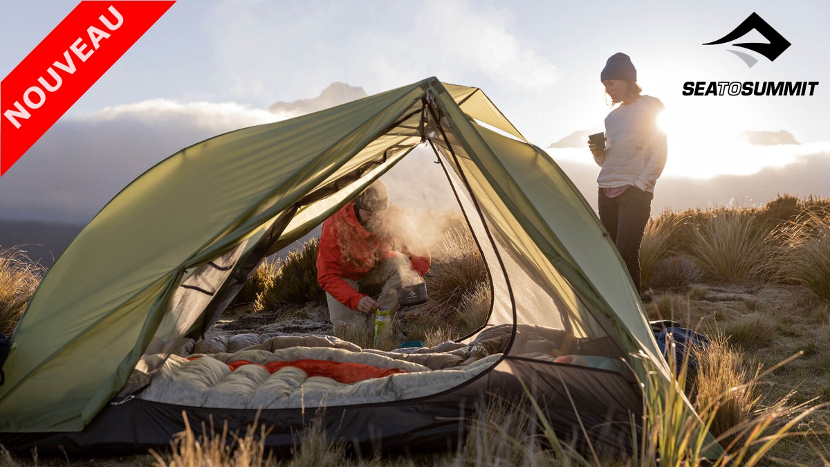 Voici la tente de toit la plus légère au monde