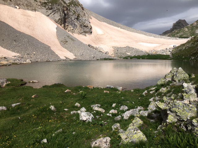 Lac sur tour du Thabor