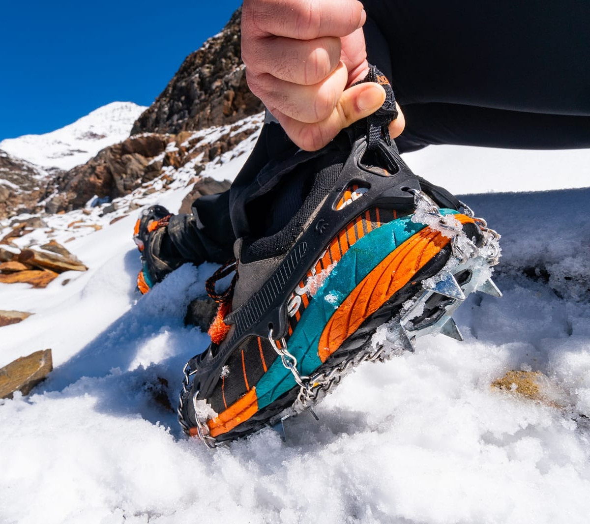 Crampons avec Inoxydable et Silicone Durable Crampons Randonnée