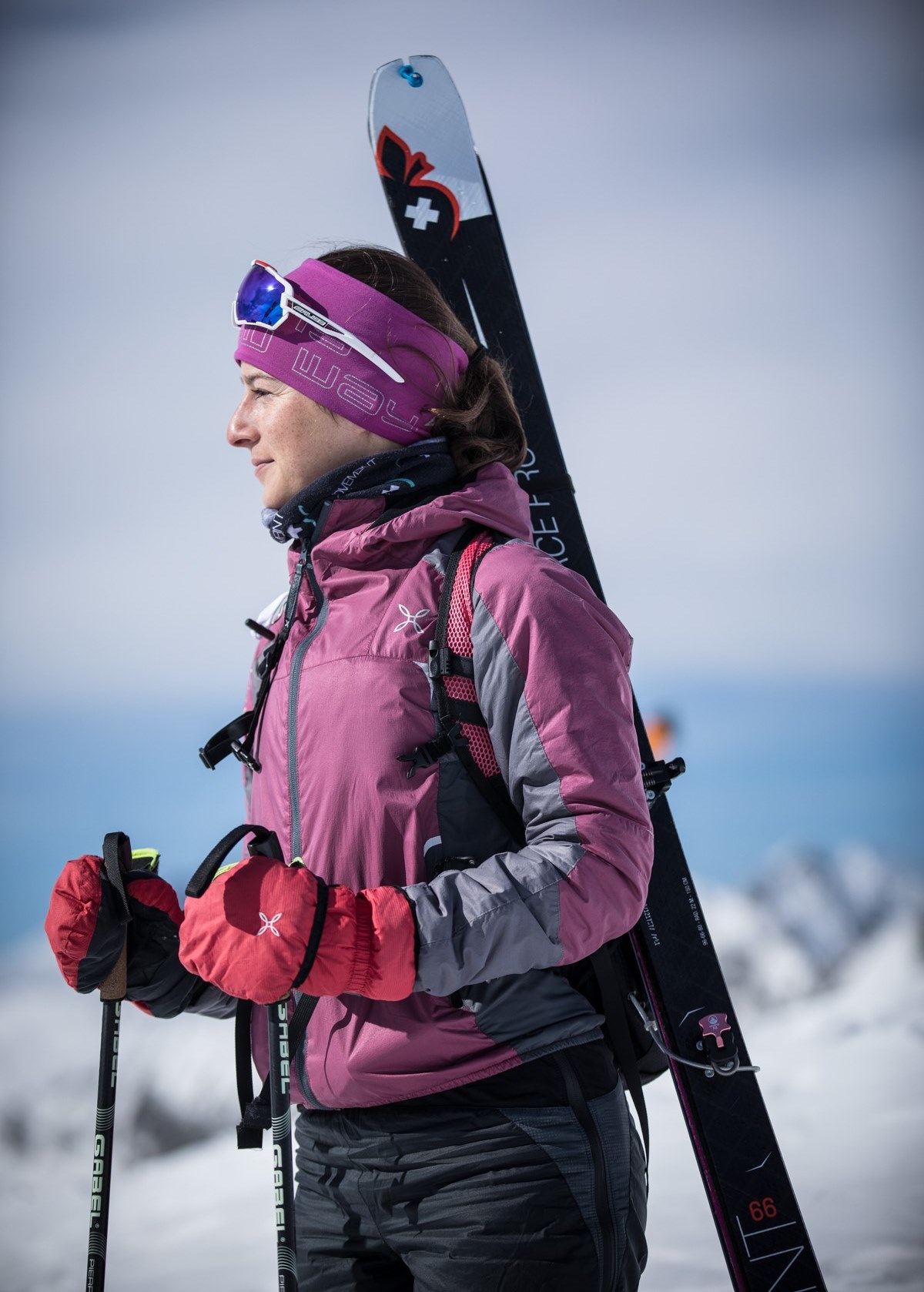 Randonnée en montagne  Tenue de randonnée, Merveilleuses femmes, Mode femme  sport