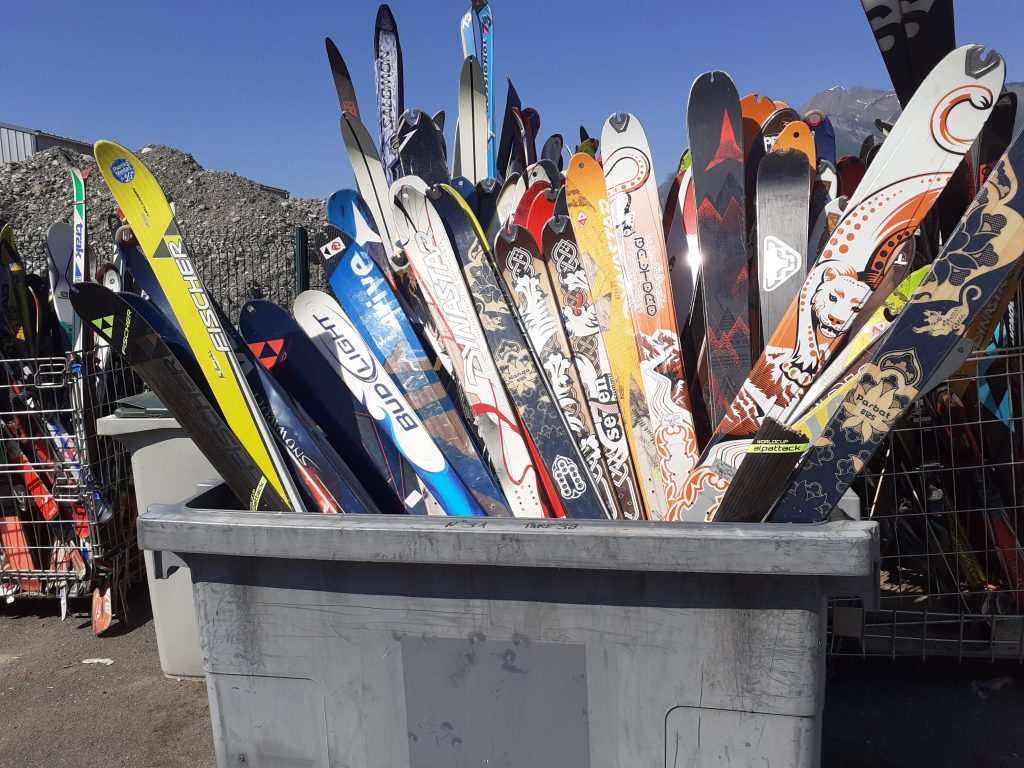 Skis de rando usagés à recycler