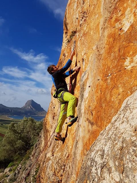 Top 5 des baudriers pour l'alpinisme estival