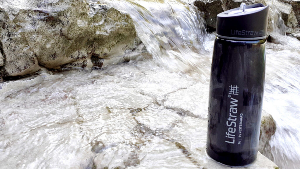 Test gourde filtrante LifeStraw GO TRITAN - Blog Montania Sport