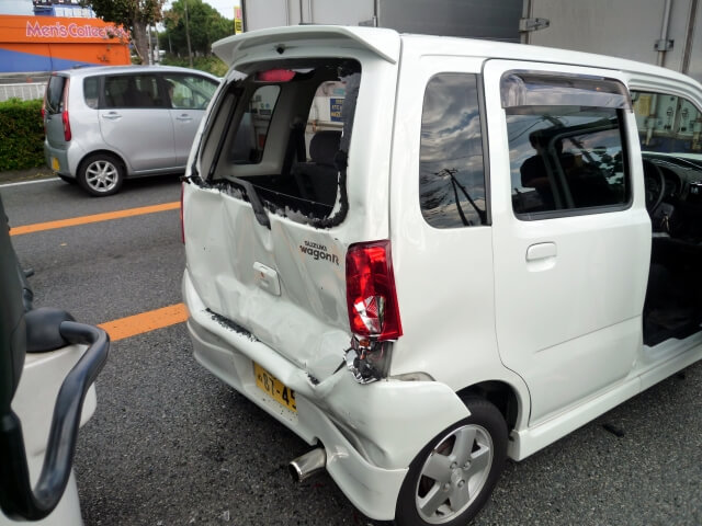 月極駐車場における管理責任について 看板の効力や事故発生による責任の所在は リドックスの賃貸管理悩み相談