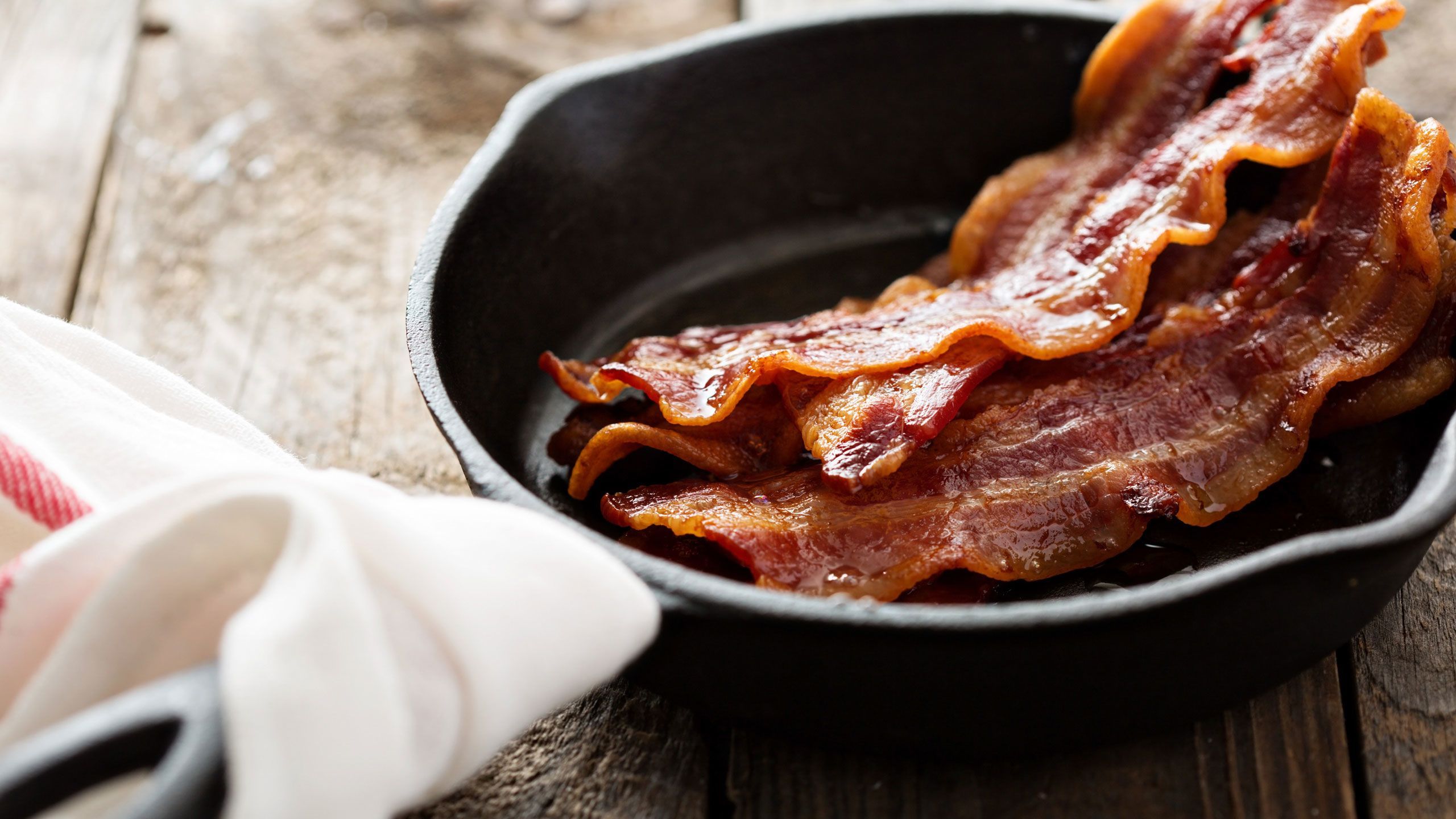 How to limit or avoid saturated fat