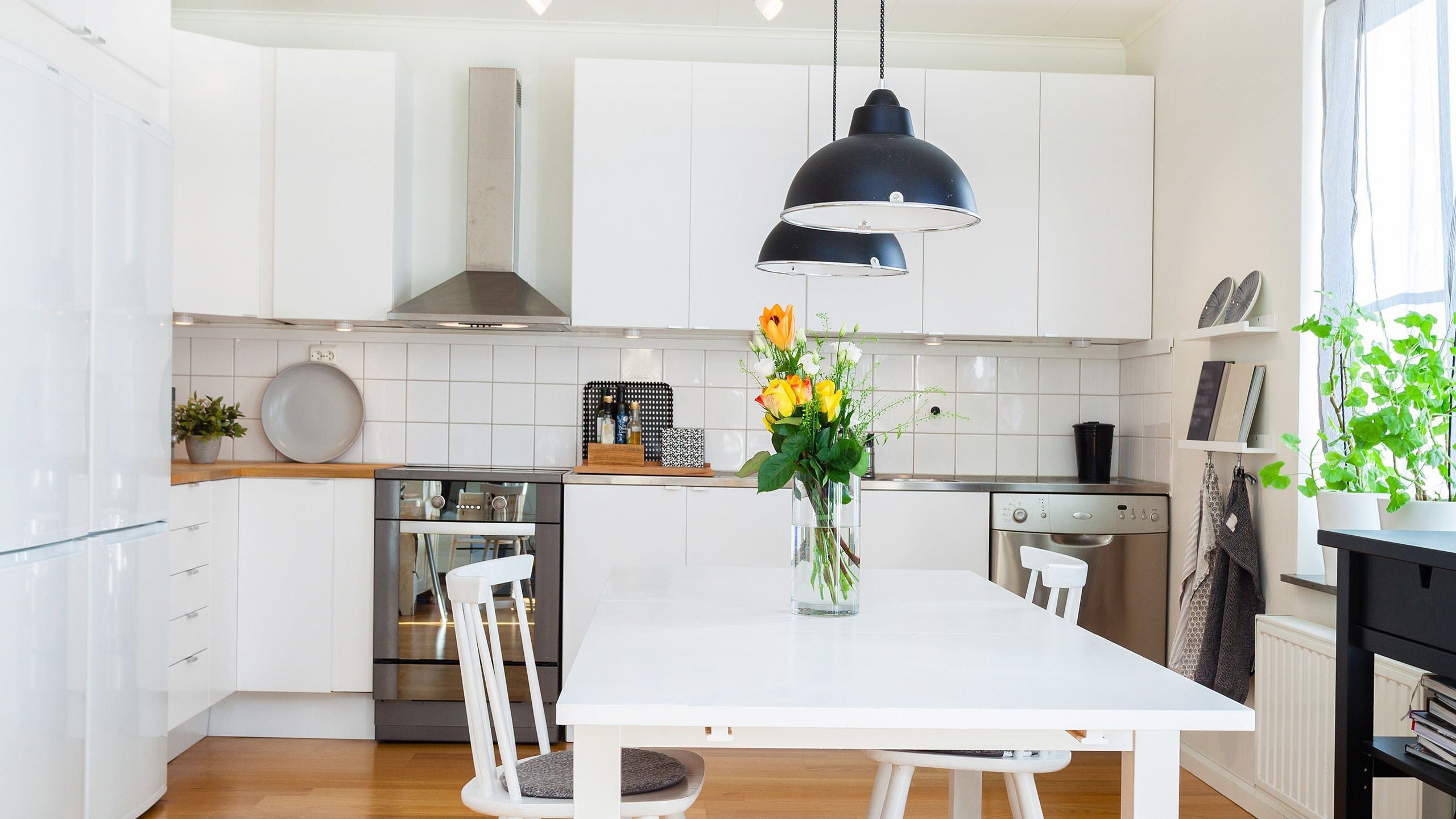 De-clutter the kitchen