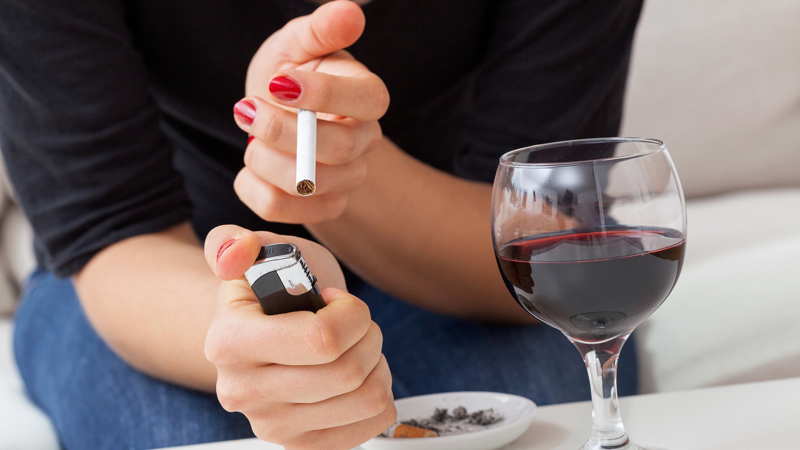 Avoid alcohol and smoking before bed