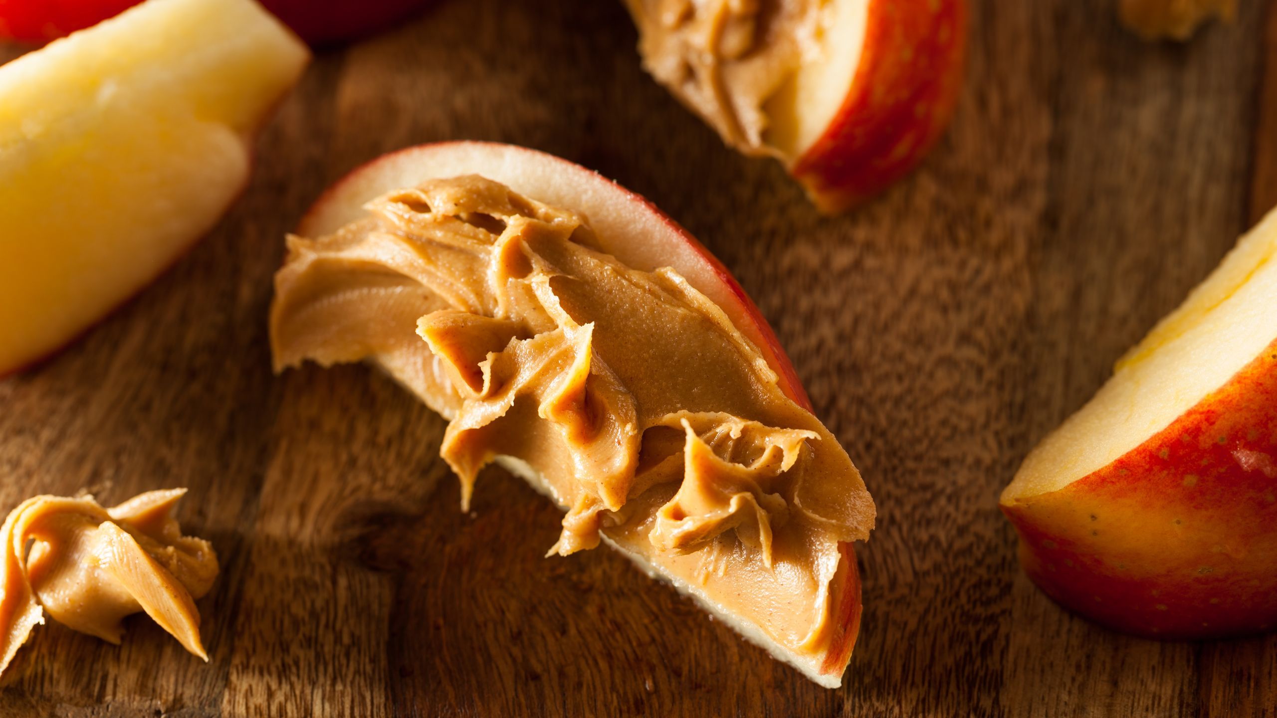 43. Apple slices with peanut butter
