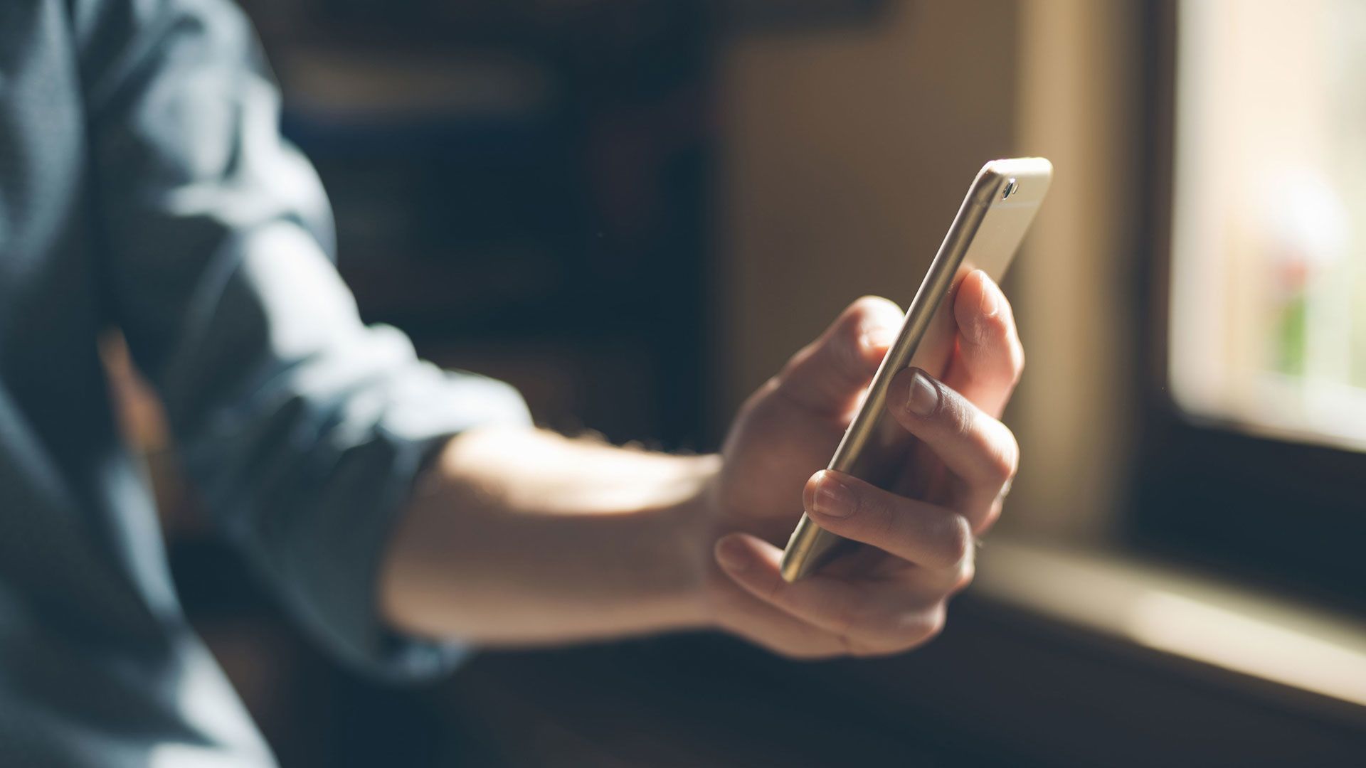 Take a break from social media and disconnect from negative followers