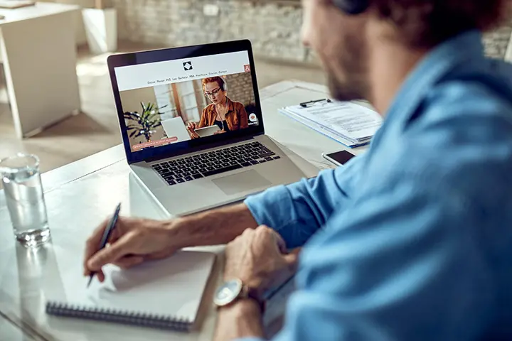 Seo Coaching Session - Seo Coach working on client's project