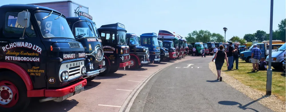 Classic & Vintage Commercial Show