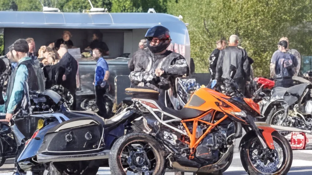 Bikes ‘N’ Bangers