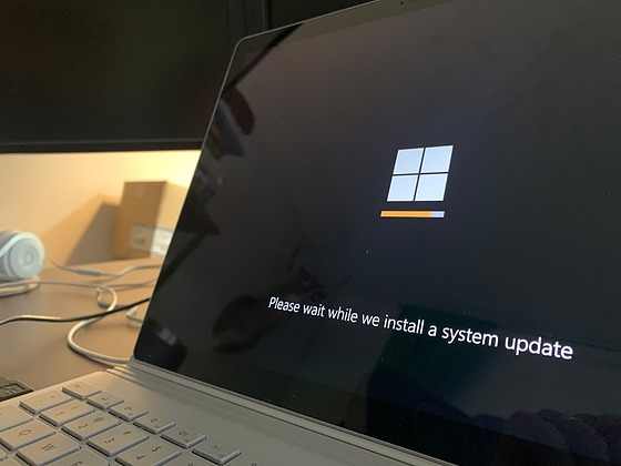 Vorschaubild zum Artikel: IStGH ersetzt Microsoft durch Open Desk: Ein Präzedenzfal...