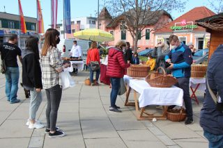 2104xx bauernmarkt stocker brot handel