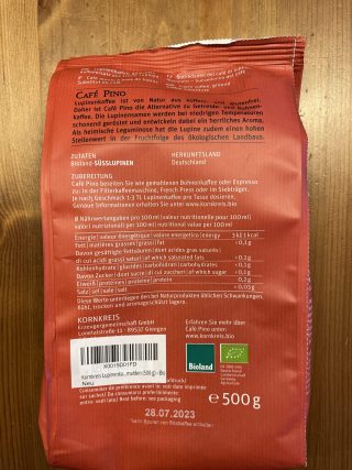 Der Café Lupino gibt 1-3 Teelöffeln pro Tasse an - wobei 3TL manche Kaffeemaschine etwas pfauchen lassen