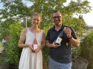 Weinbegleitung durch die Wein von Katrin Lautner - hier mit Didi Csitkovics mit den Weinen der Neo Winzerin