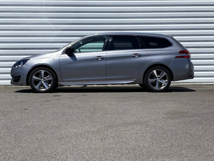 Peugeot 308 SW (2) 1.6 BlueHDi 120 S&S EAT6 GT Line