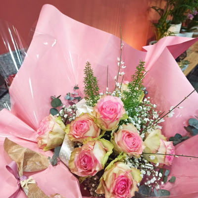 Bouquet rond de roses