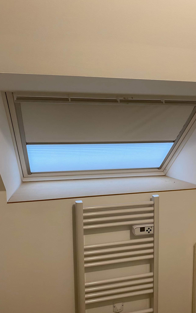 velux et store salle de bain