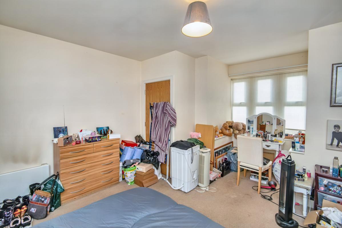 listing 8