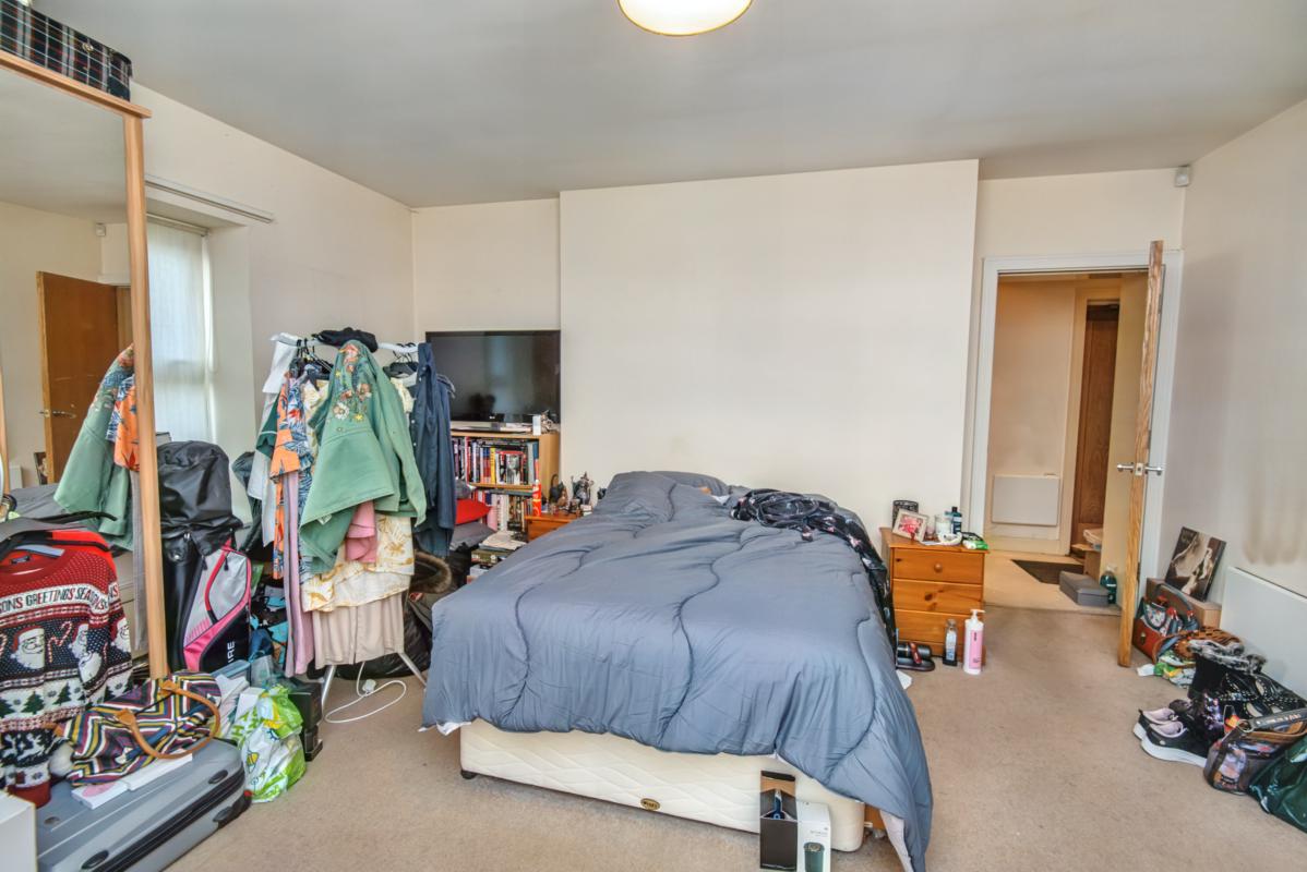 listing 4