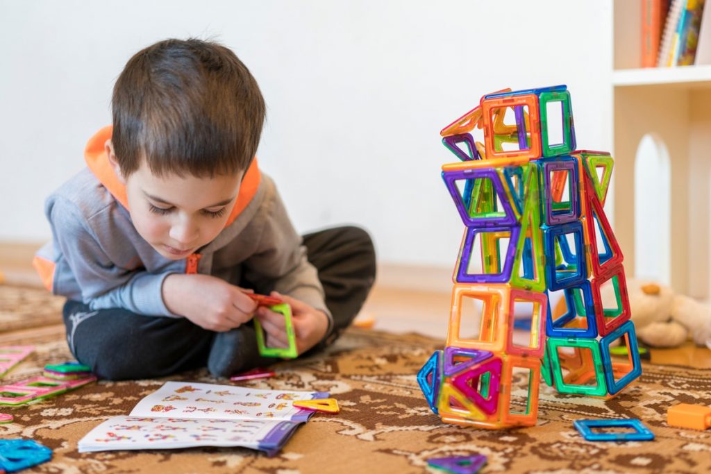 Creative and Educational Learning Game with Osmo