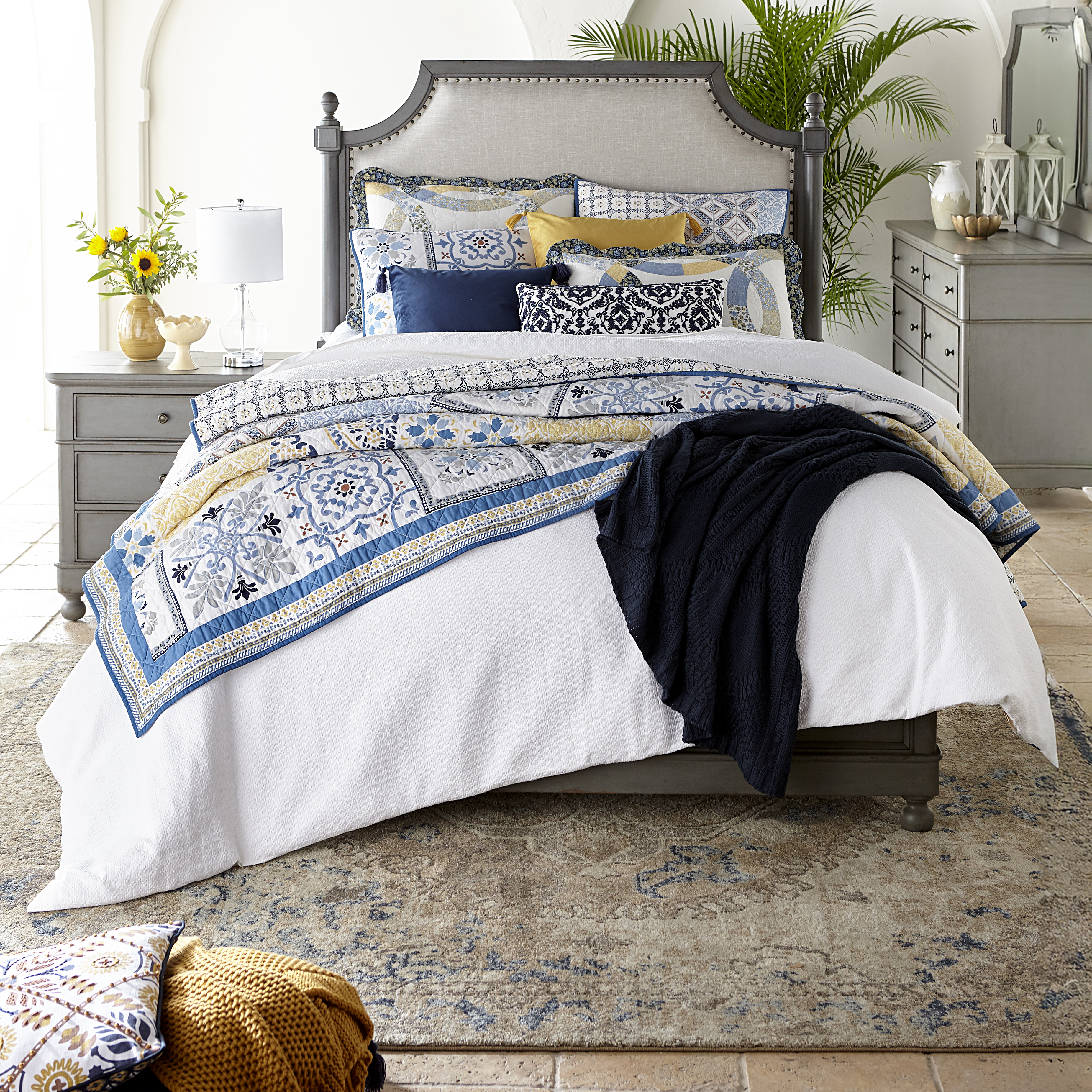 Bedroom area rug