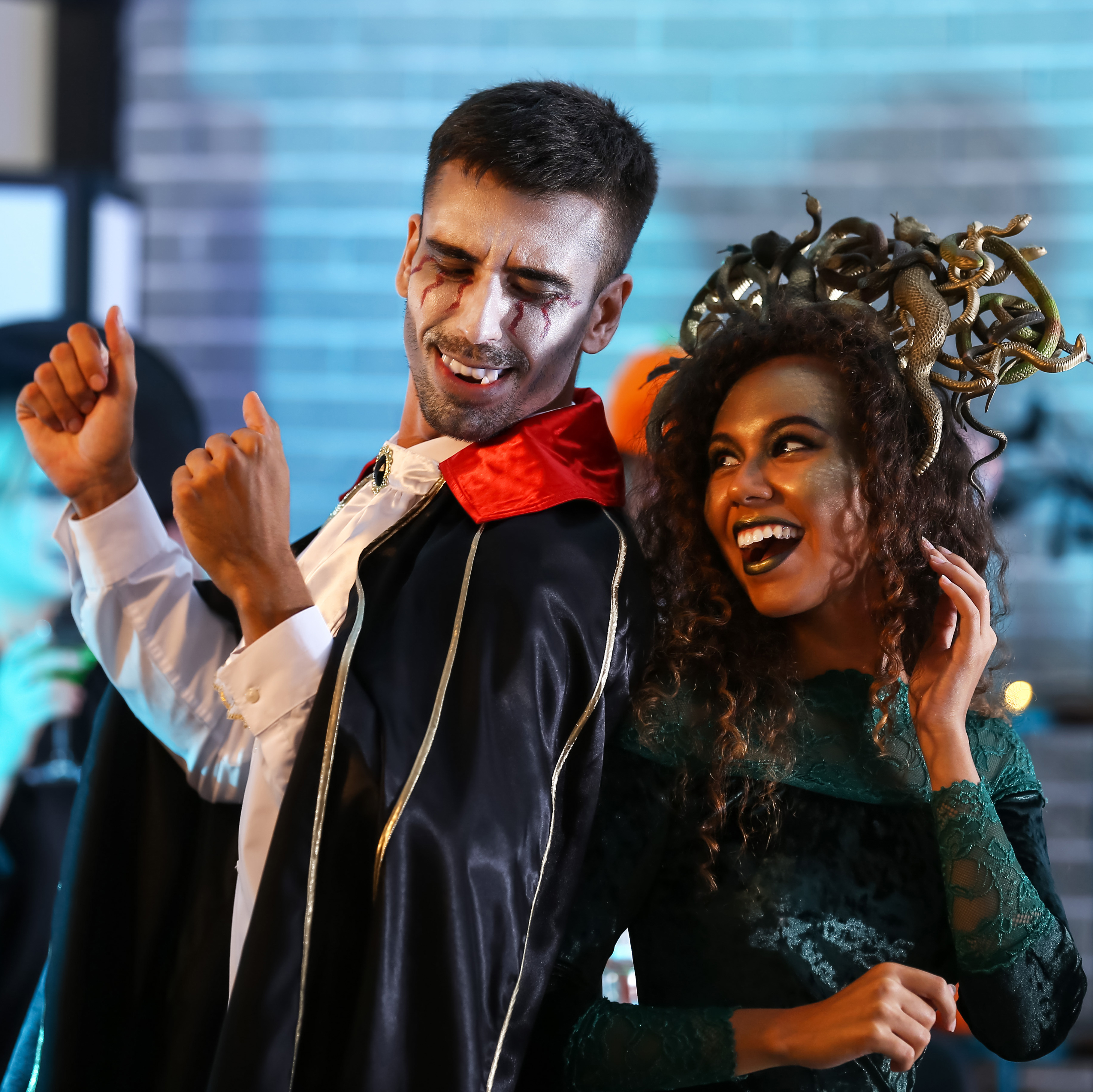 Adult halloween costumes