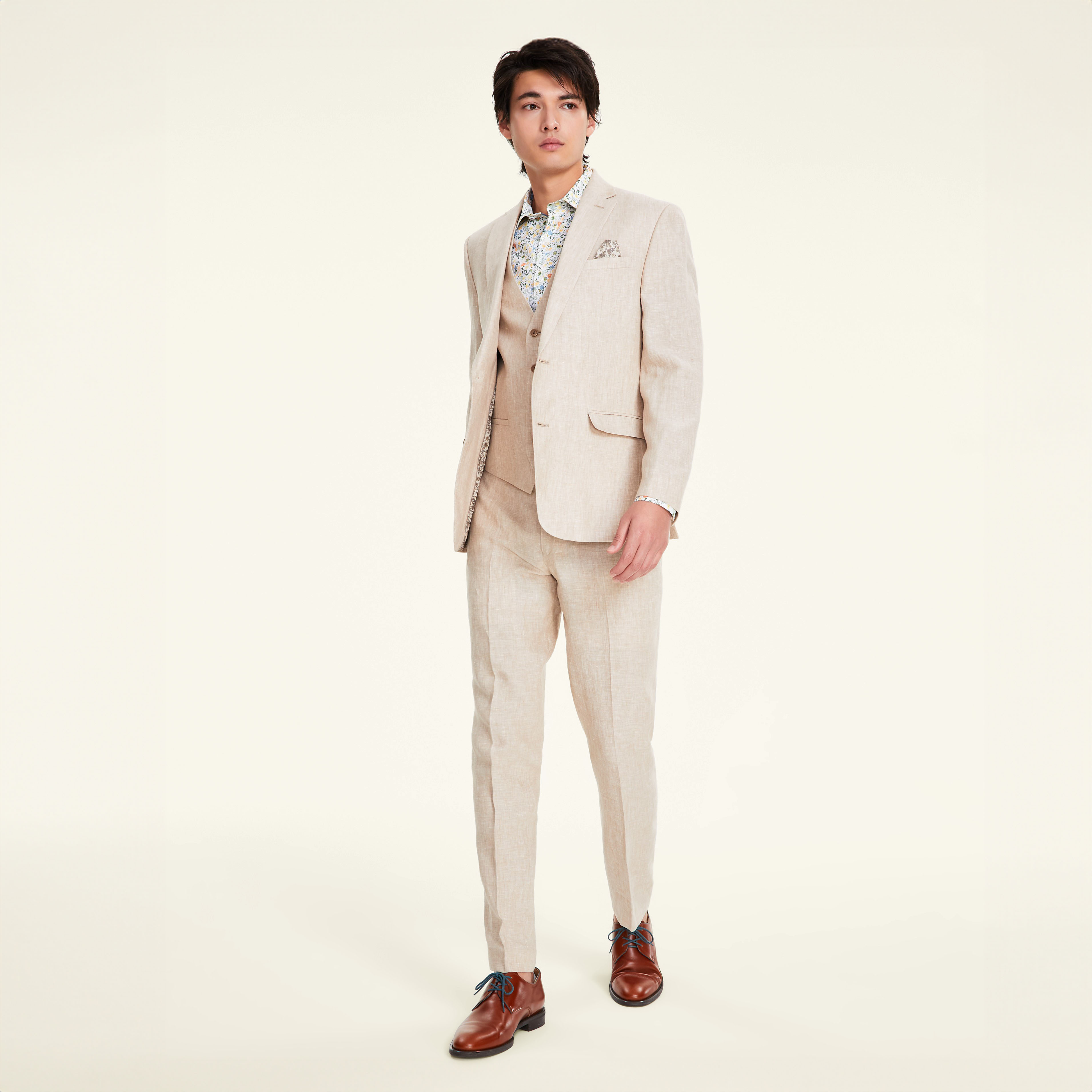 Peter Luxurious Spring Suit for Style Conscious Professionals Premium Materials Comfortable Fit main image 0