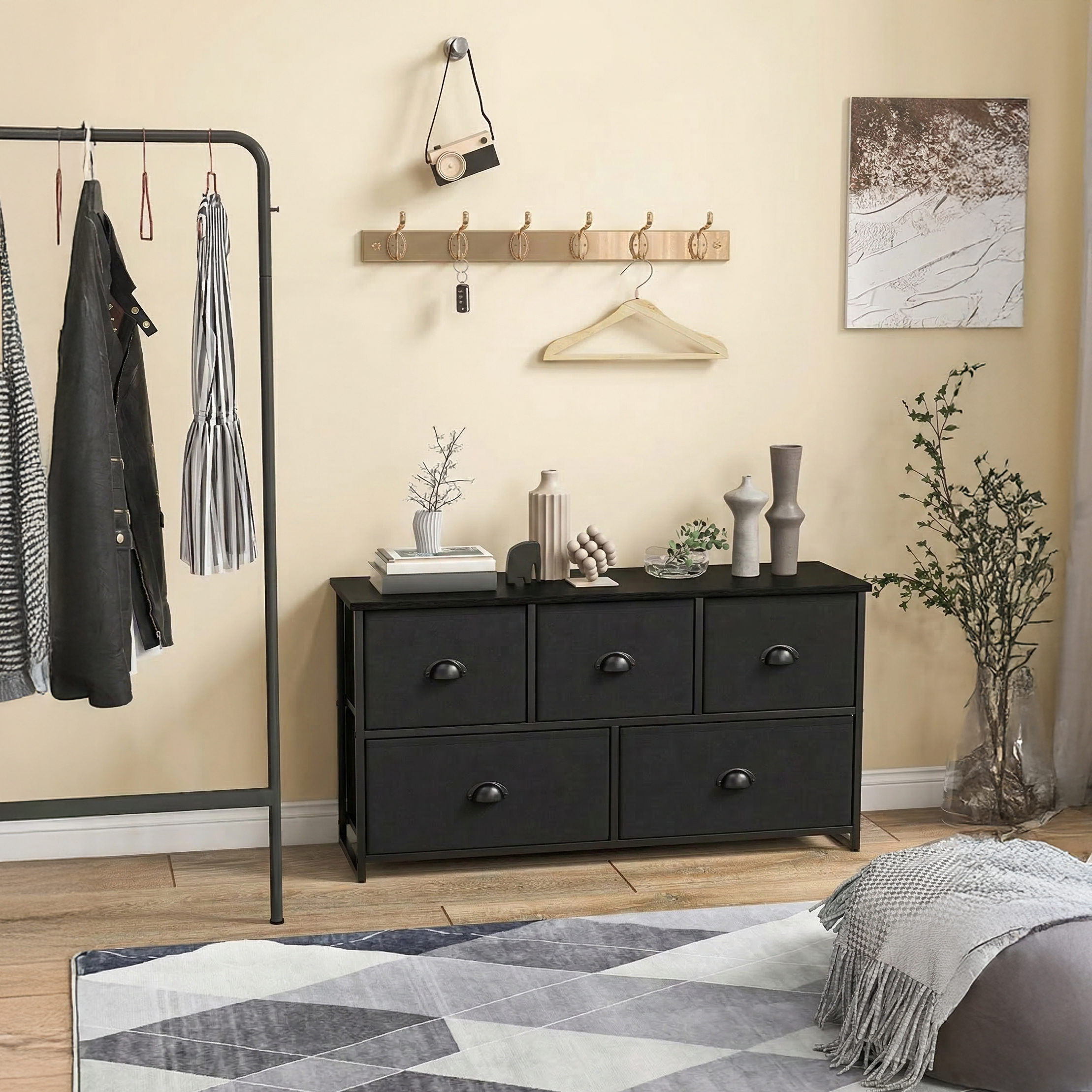 Small apartment storage solutions