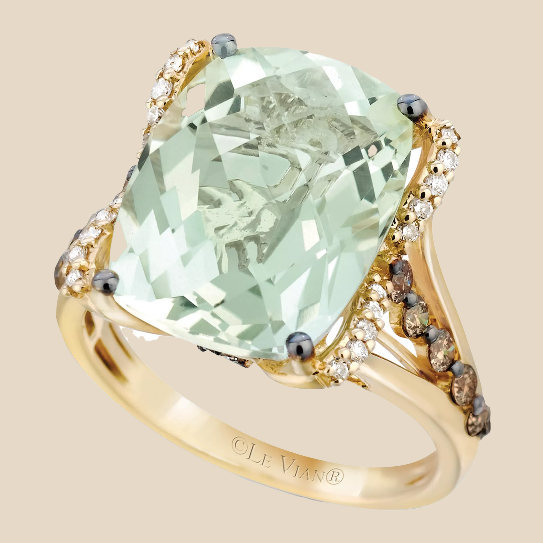 Statement cocktail ring