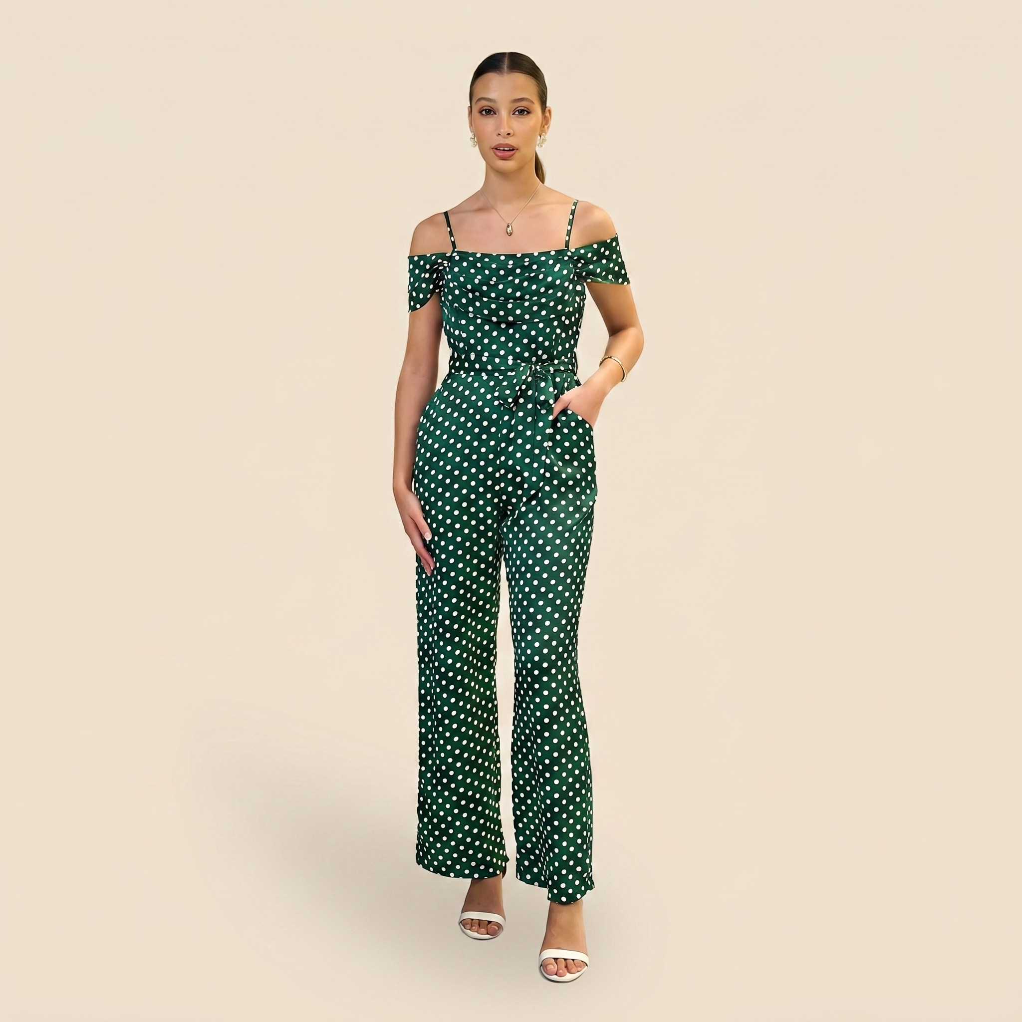 What to Wear to Graduation: Outfit Ideas for Grads