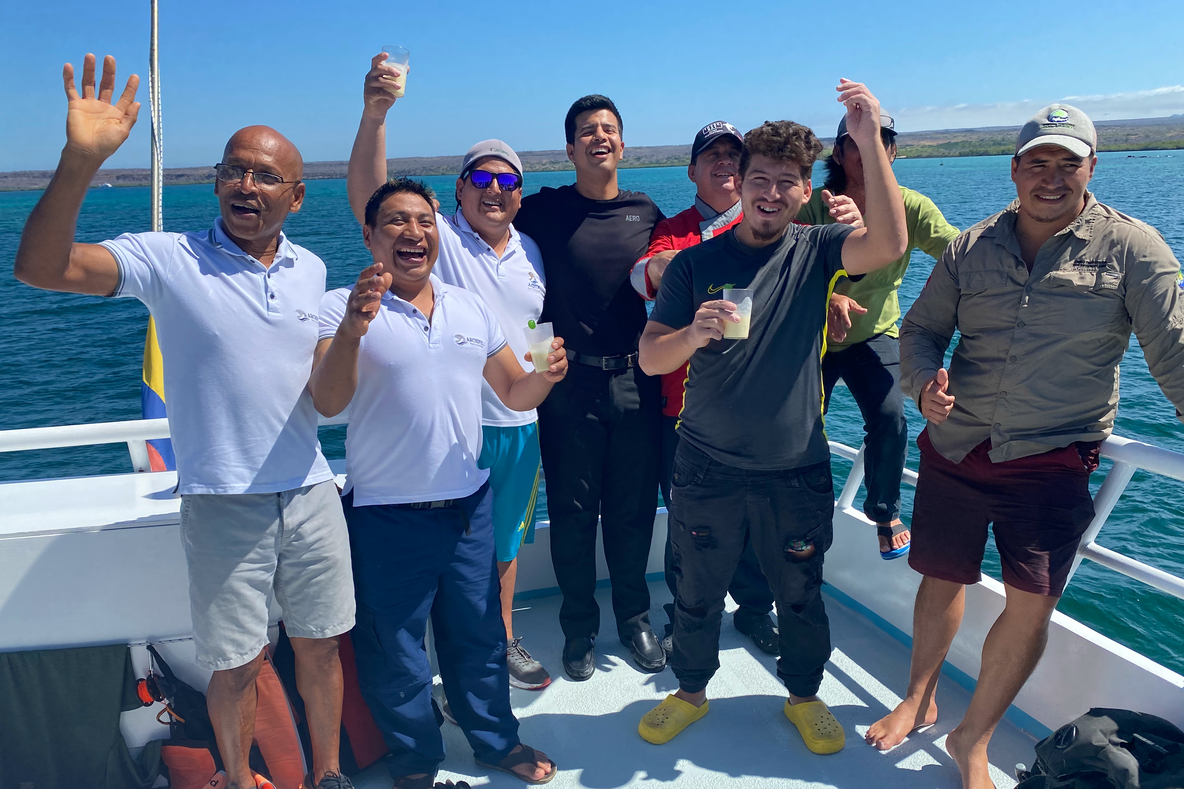 équipage du bateau de croisière plongée l'aqua