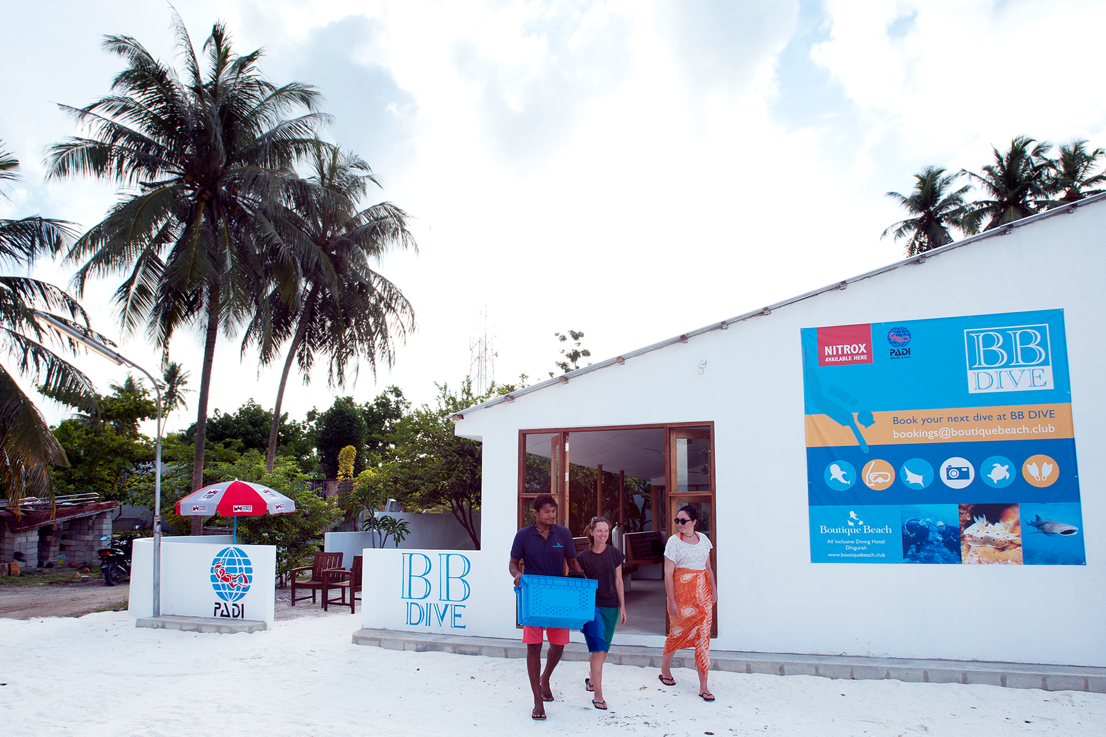 boutique beach maldives dive shop