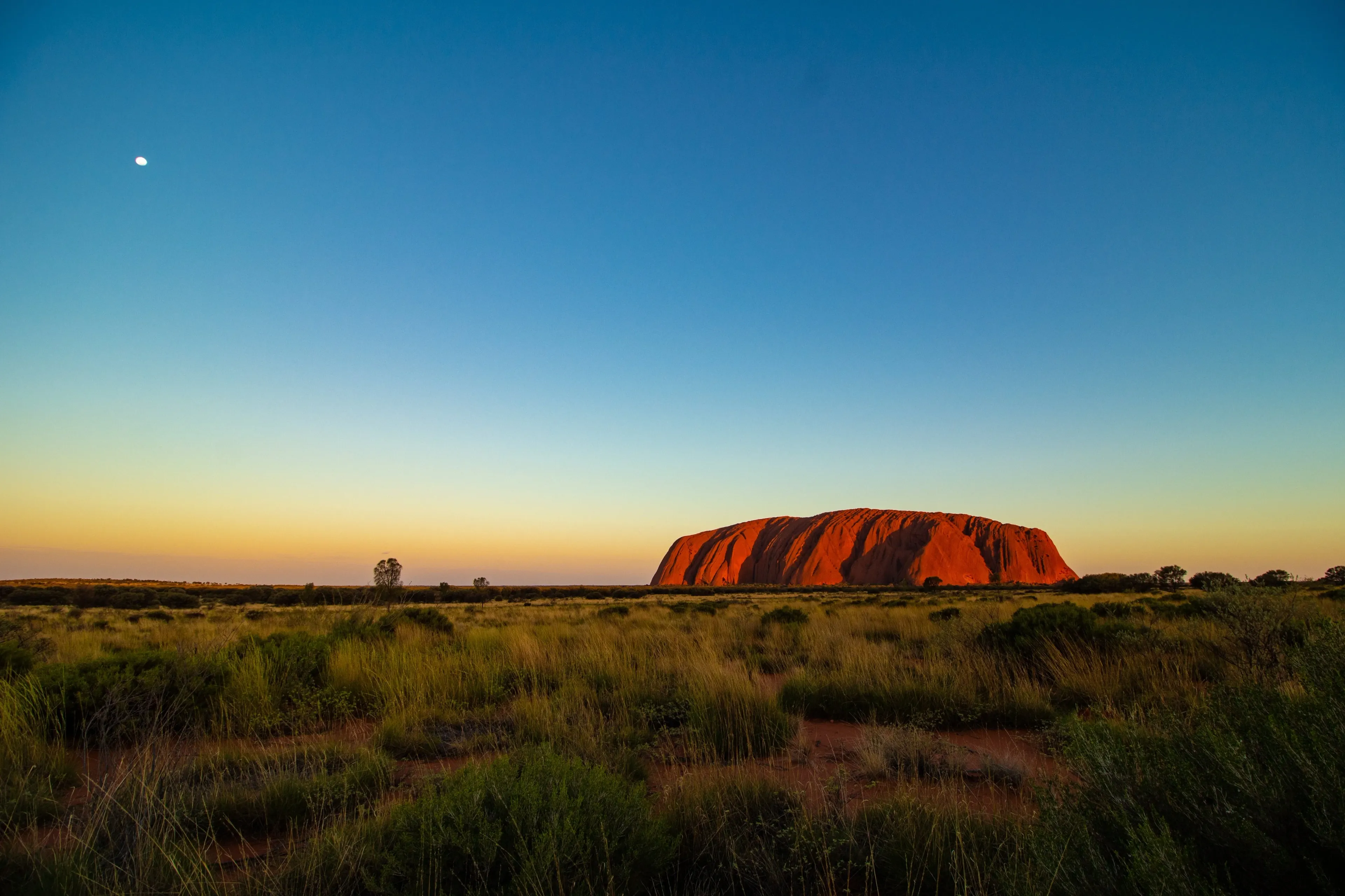 ayers rock au lever du soleil