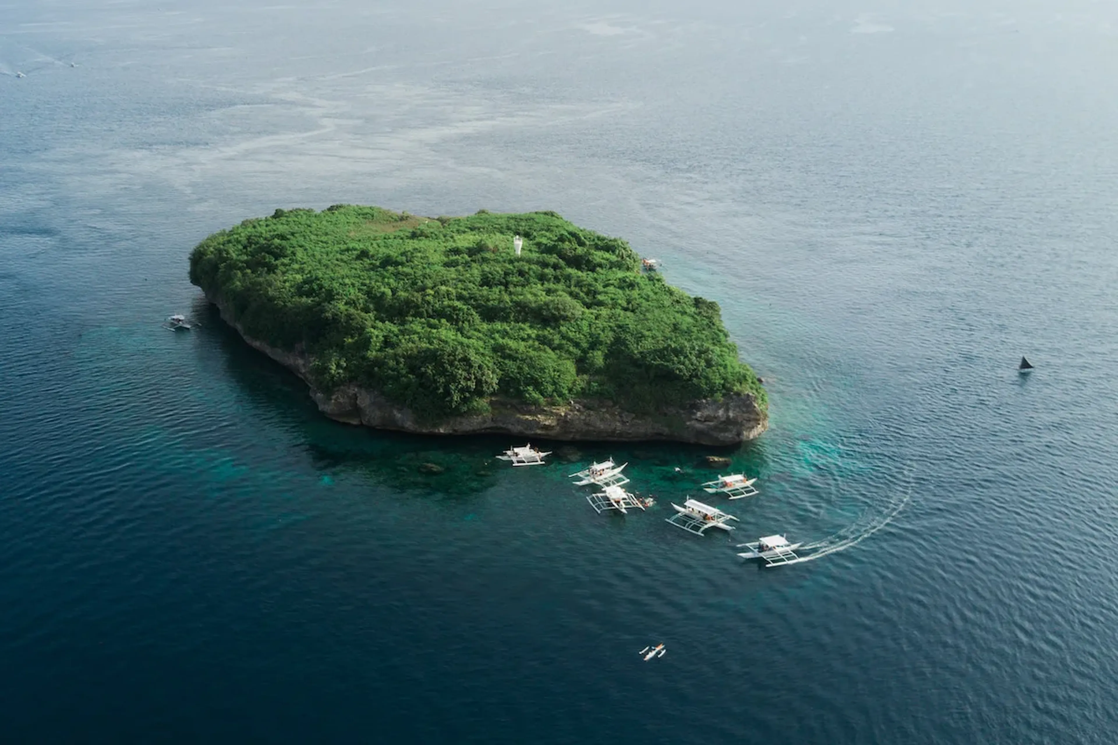 L'ile pescador island à moalboal aux philippines